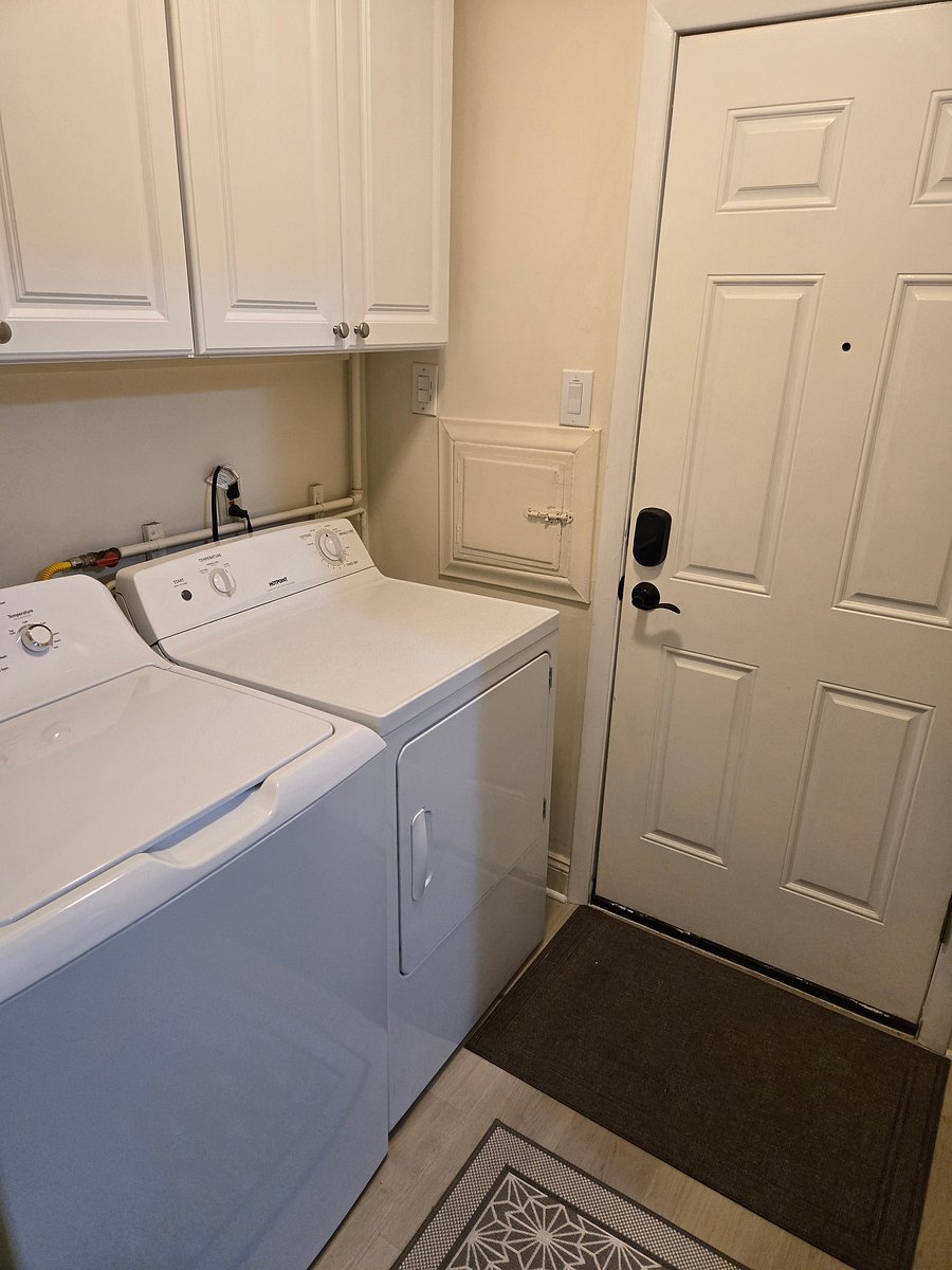 Furnished Finder property 1053120_1 photo 24
