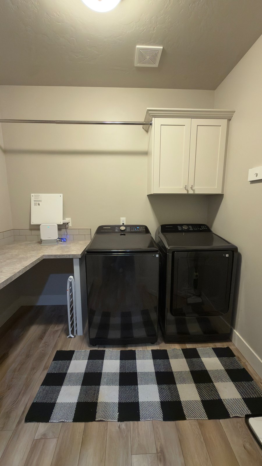 Furnished Finder property 1053121_1 photo 10