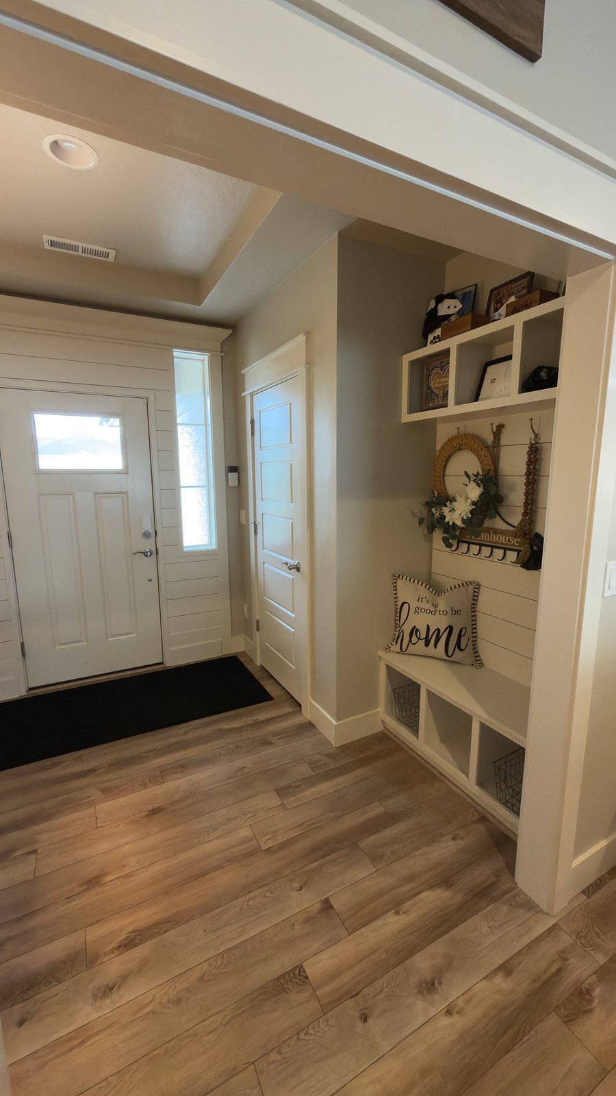 Furnished Finder property 1053121_1 photo 15