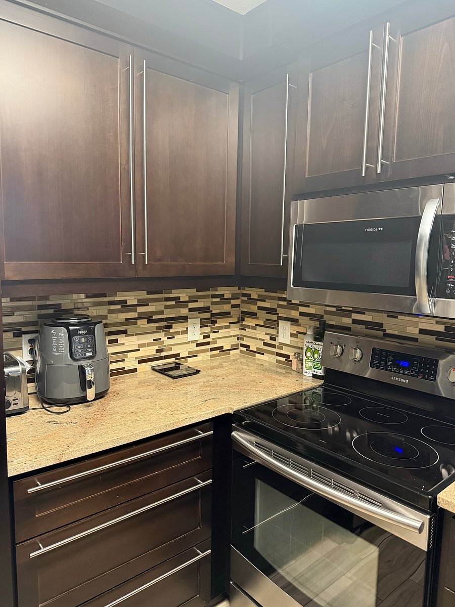 Furnished Finder property 1053138_1 photo 10