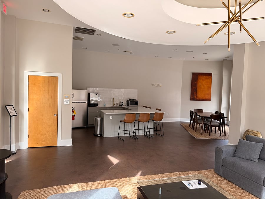 Furnished Finder property 1053157_1 photo 20