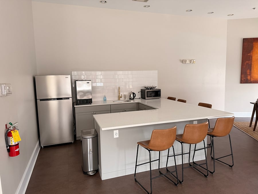 Furnished Finder property 1053157_1 photo 21
