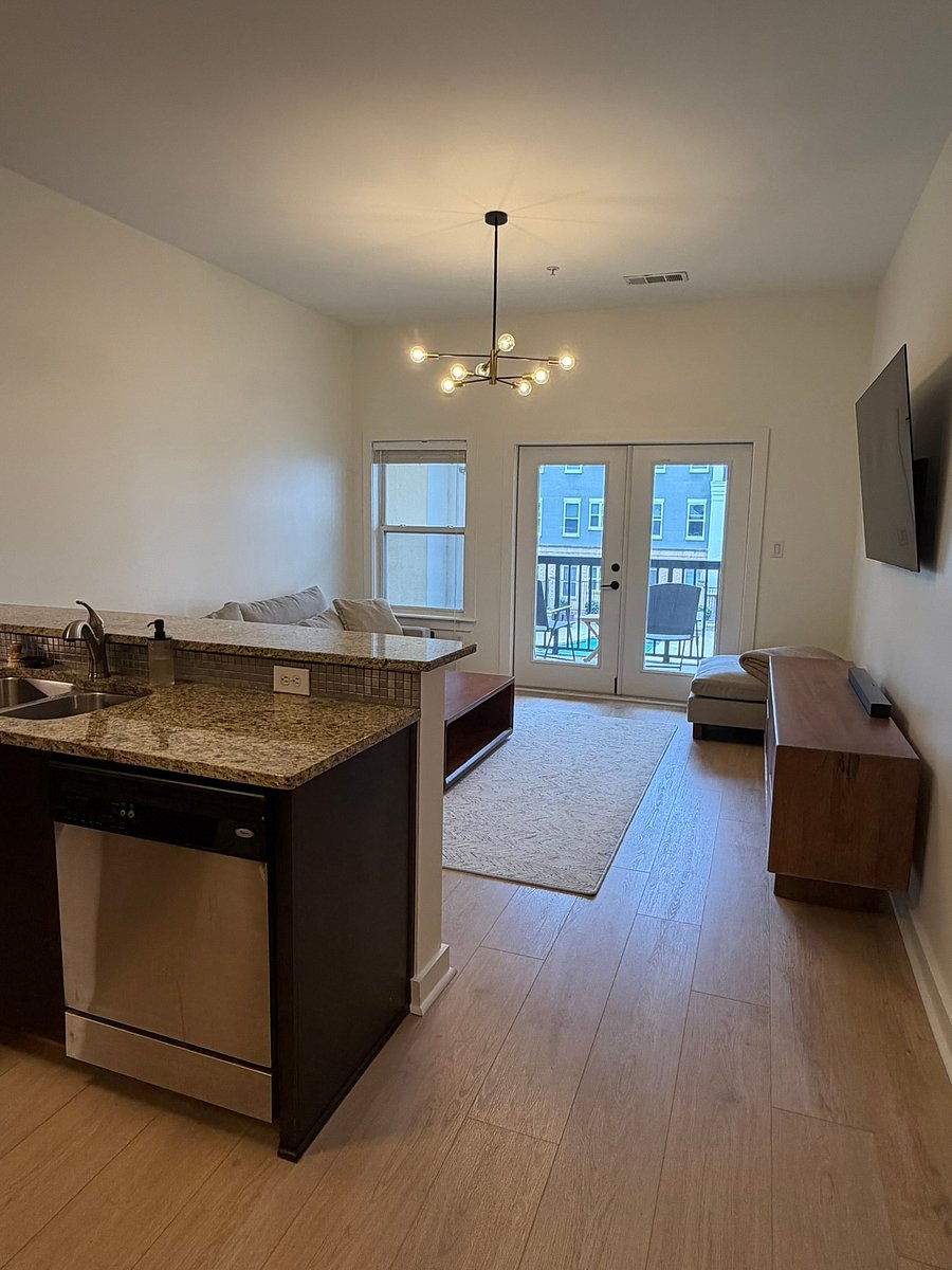 Furnished Finder property 1053157_1 photo 4