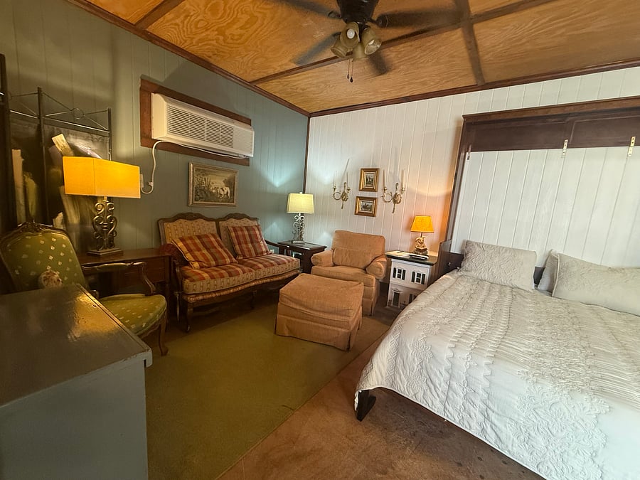 Furnished Finder property 1053182_1 photo 9