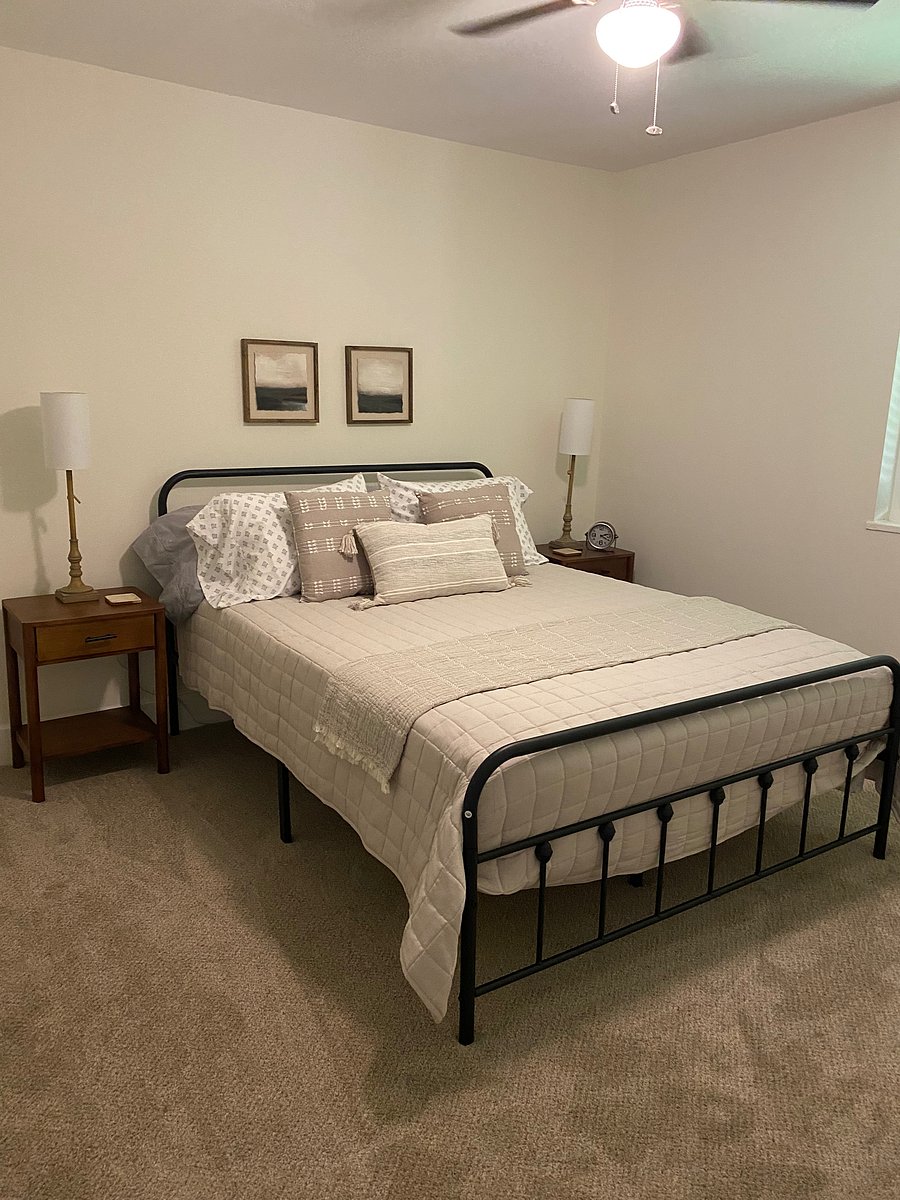 Furnished Finder property 1053184_1 photo 11