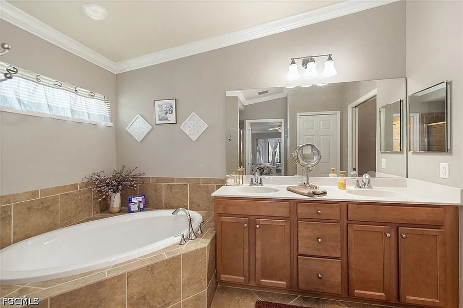 Furnished Finder property 1053193_1 photo 18