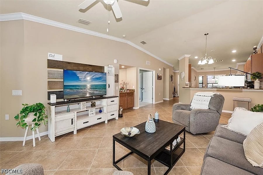 Furnished Finder property 1053193_1 photo 16