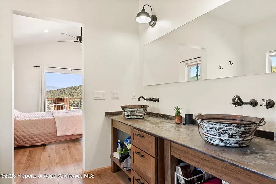 Furnished Finder property 1053209_1 photo 8