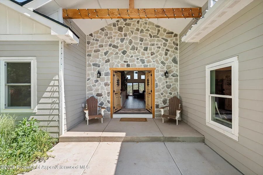 Furnished Finder property 1053209_1 photo 14