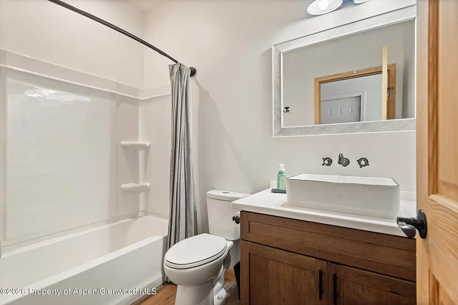 Furnished Finder property 1053209_1 photo 24