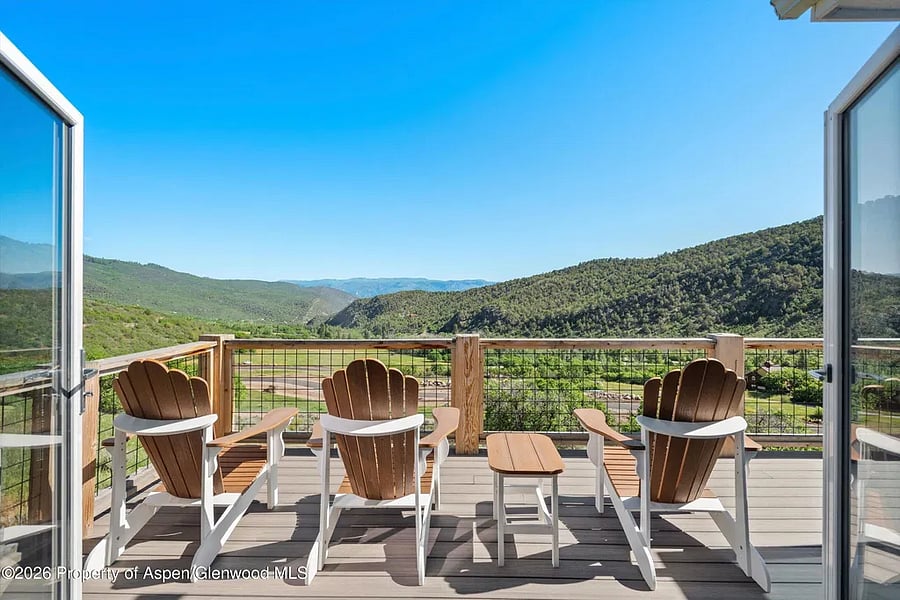Furnished Finder property 1053209_1 photo 11