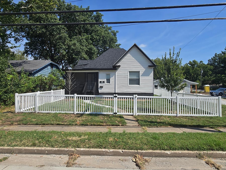 Furnished Finder property 1053237_1 photo 30