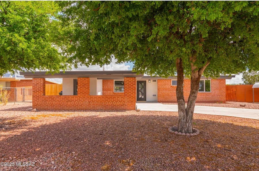 Furnished Finder property 1053245_1 photo 25