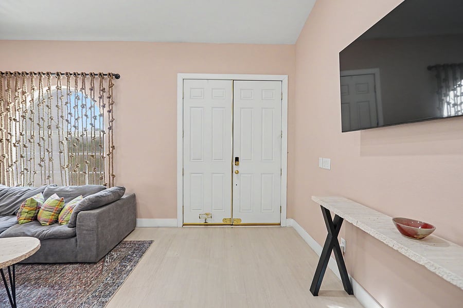 Furnished Finder property 1053246_1 photo 8