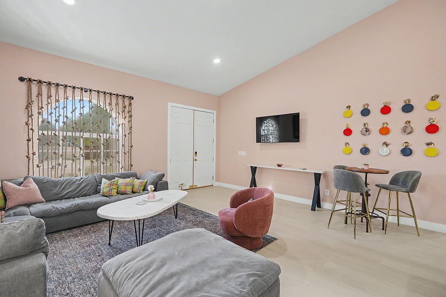 Furnished Finder property 1053246_1 photo 12