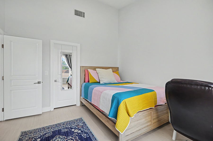 Furnished Finder property 1053246_1 photo 42