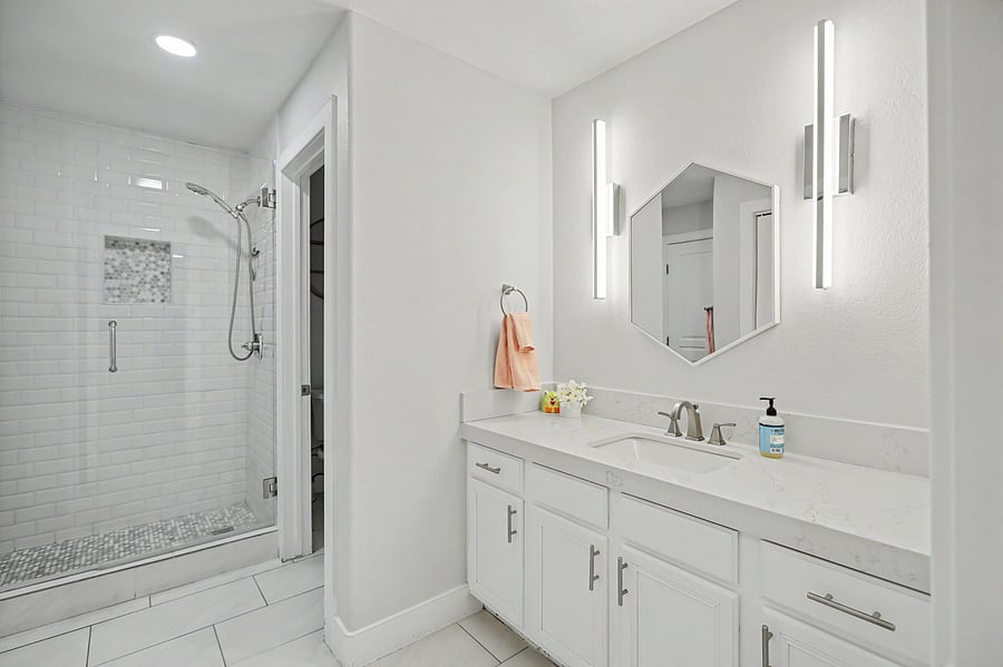 Furnished Finder property 1053246_1 photo 43