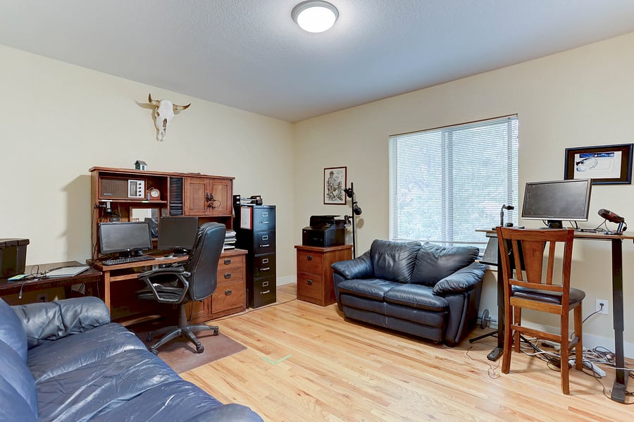 Office can remain an office. Or it can become a bedroom with one or two queen, double, or twin beds.