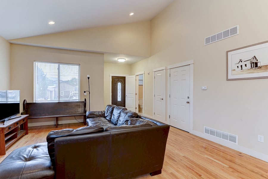 Furnished Finder property 1053266_1 photo 2