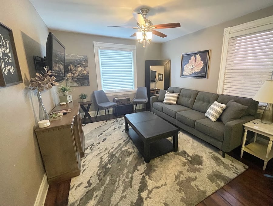 Furnished Finder property 1053286_1 photo 1