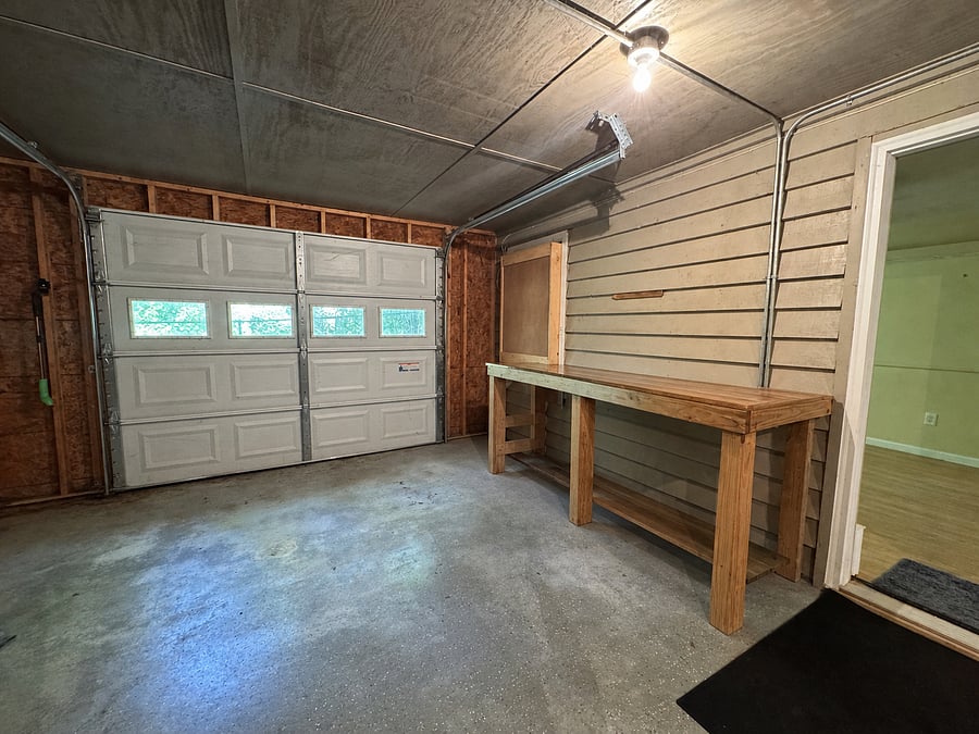Third garage/workshop