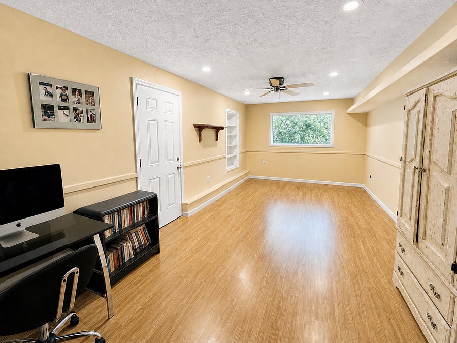 Basement/office
