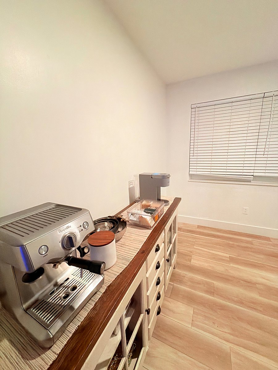 Furnished Finder property 1053295_1 photo 24
