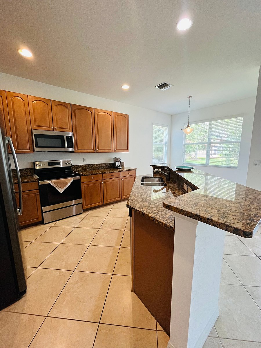 Furnished Finder property 1053331_1 photo 11