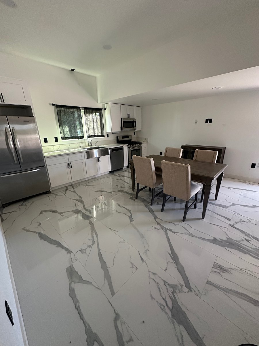 Living room/kitchen