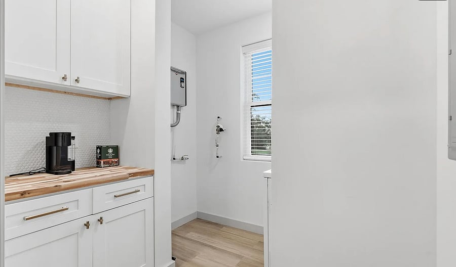 Furnished Finder property 1053347_1 photo 9