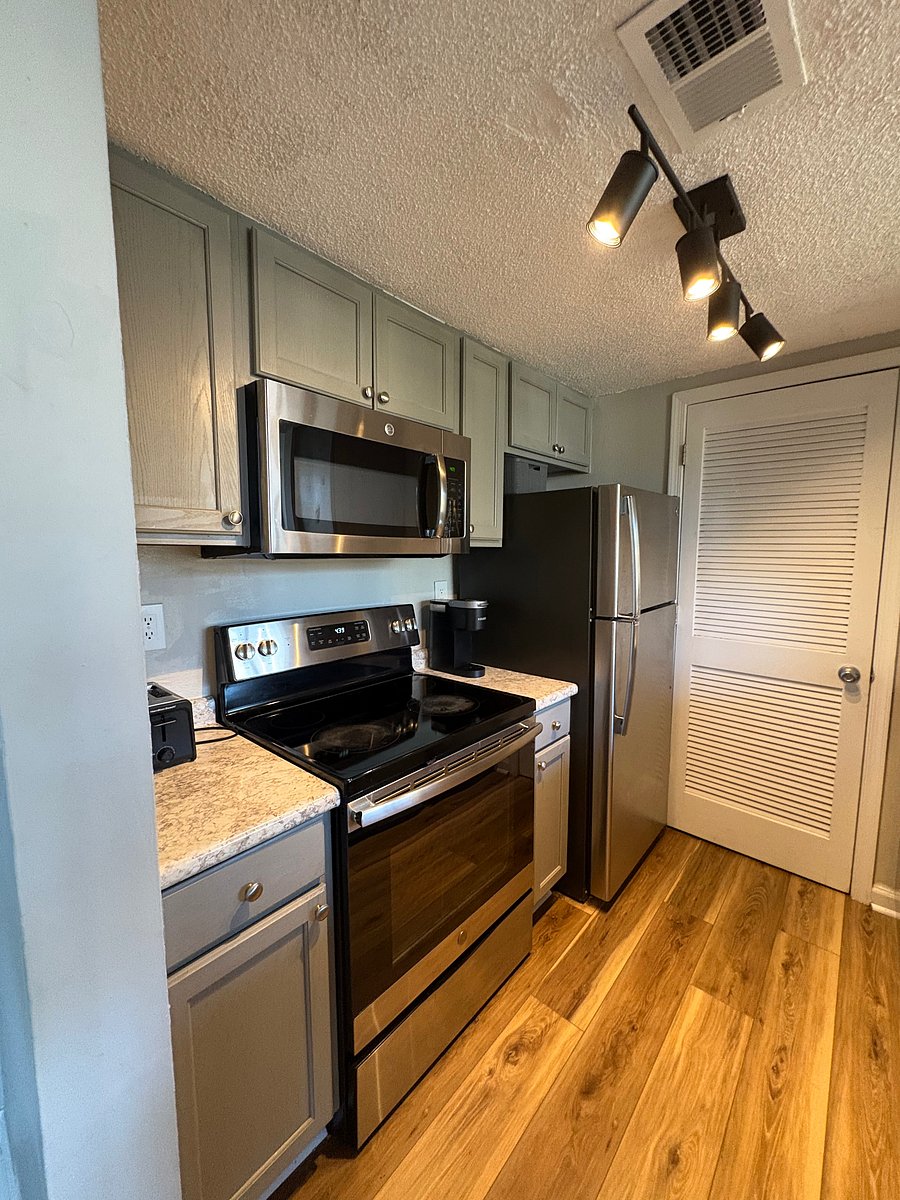 Furnished Finder property 1053351_1 photo 11