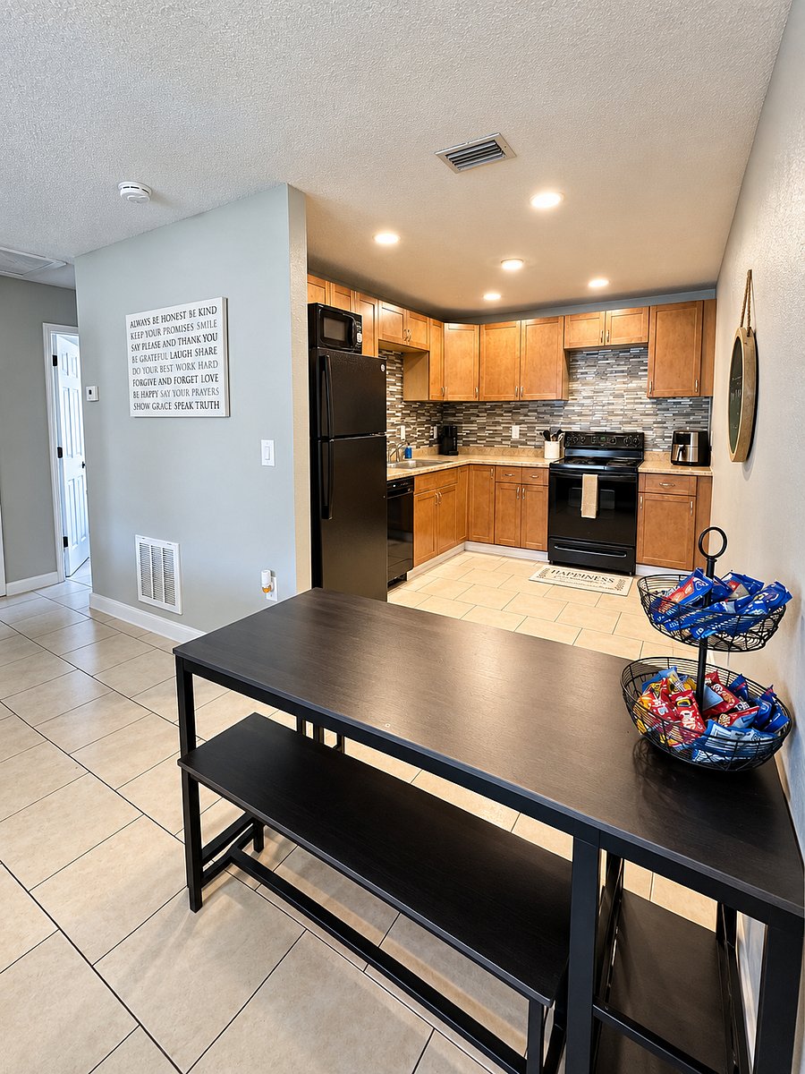Furnished Finder property 1053352_1 photo 6