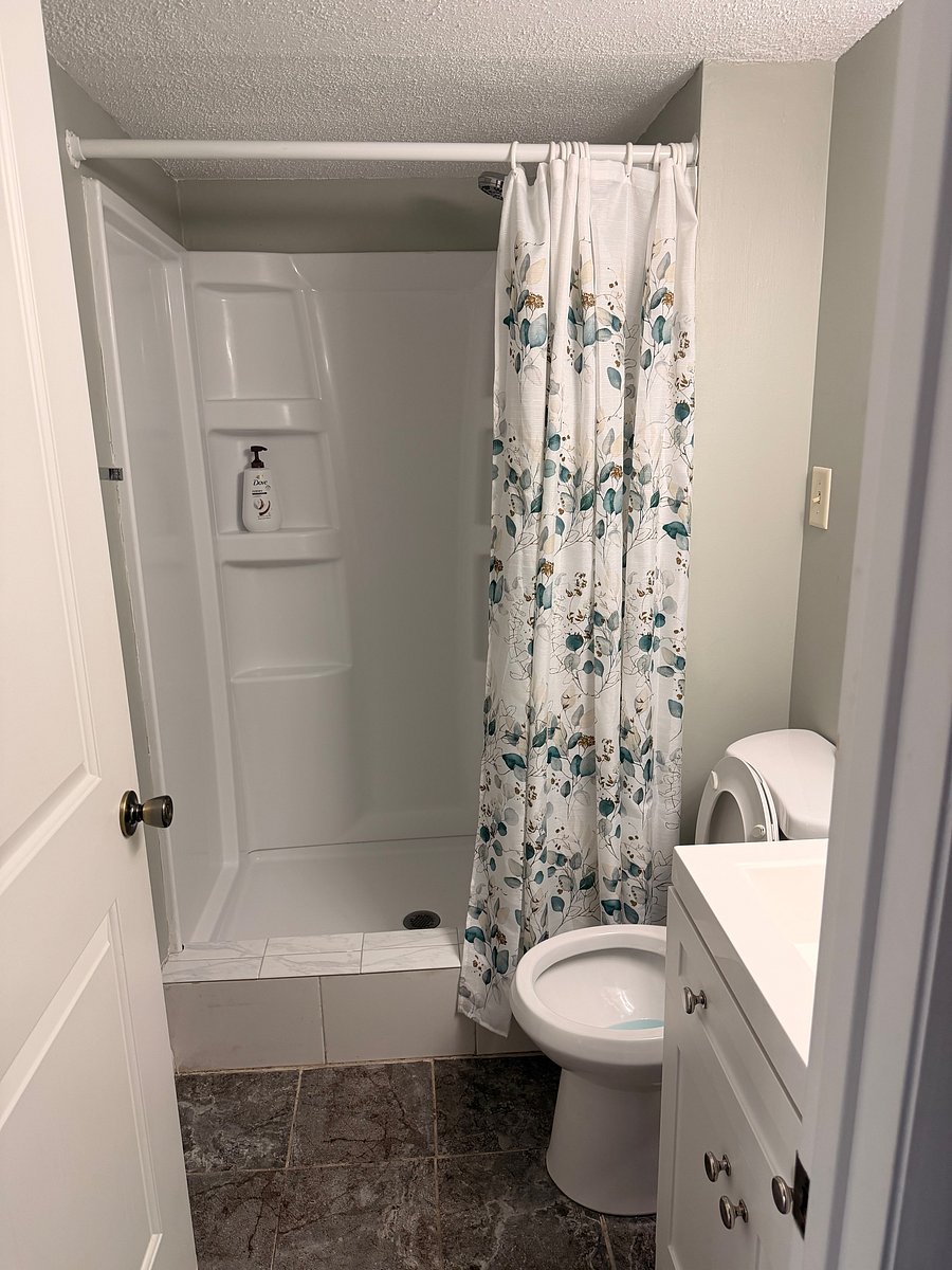 Furnished Finder property 1053357_1 photo 9