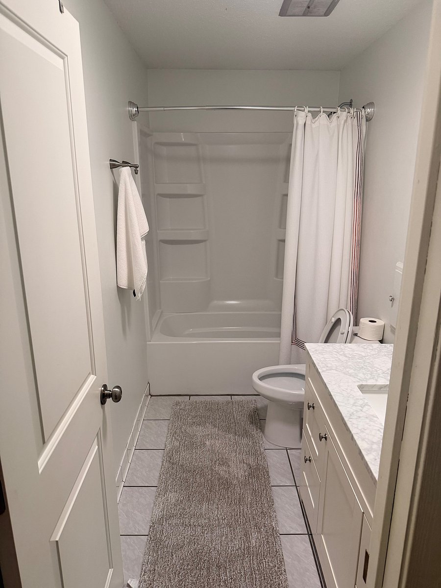 Furnished Finder property 1053357_1 photo 16