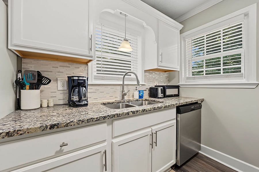 Furnished Finder property 1053374_1 photo 8