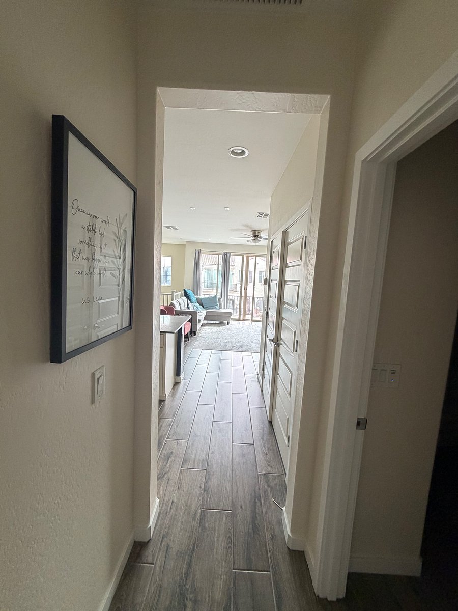 Furnished Finder property 1053399_1 photo 23