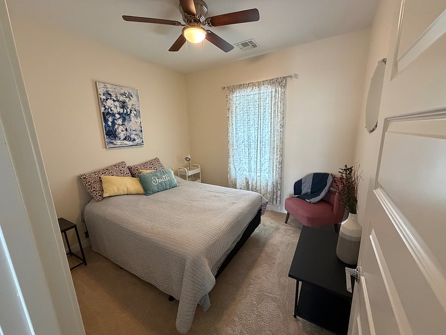 Furnished Finder property 1053399_1 photo 26