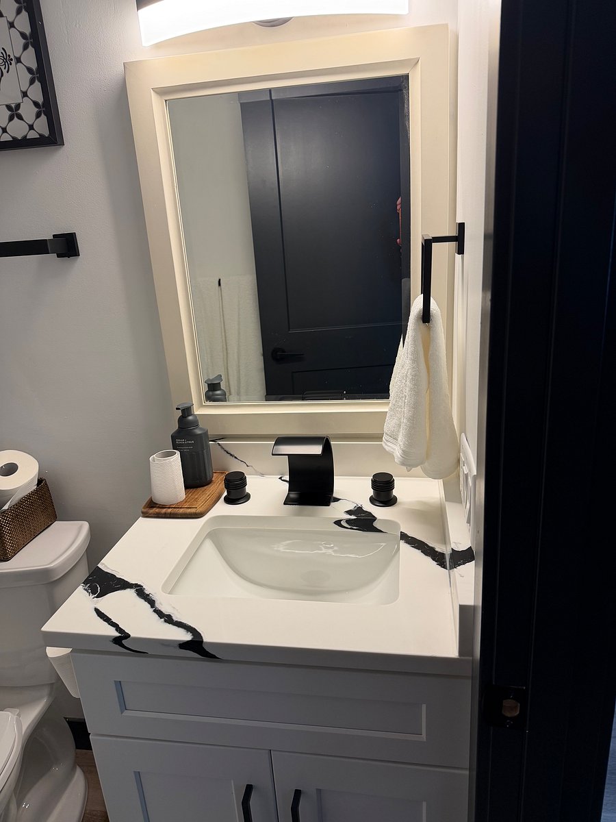Furnished Finder property 1053418_1 photo 9