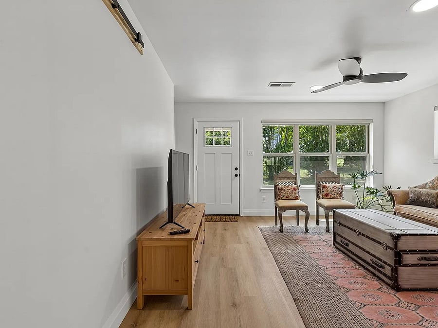 Furnished Finder property 1053420_1 photo 23