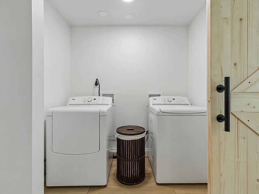 Furnished Finder property 1053420_1 photo 29