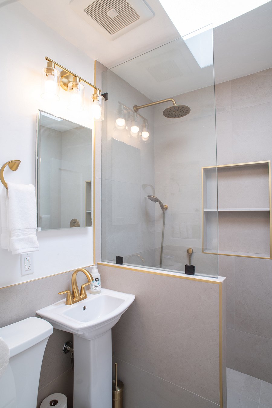 Furnished Finder property 1053429_1 photo 55