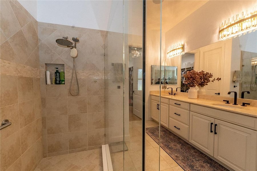 Furnished Finder property 1053430_1 photo 14