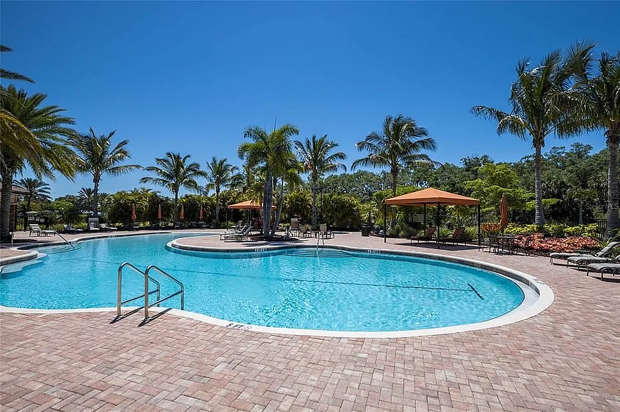 Furnished Finder property 1053430_1 photo 35