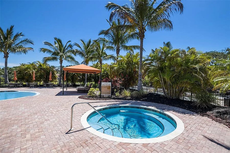 Furnished Finder property 1053430_1 photo 36