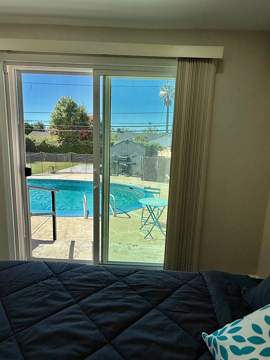 Furnished Finder property 1053453_1 photo 11