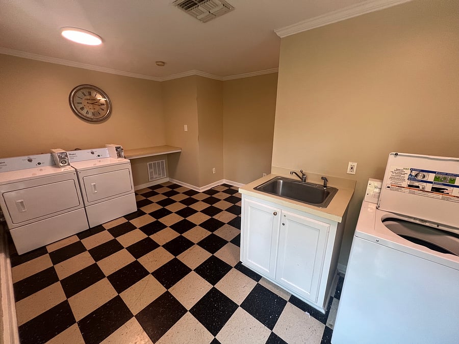 Furnished Finder property 1053455_1 photo 20