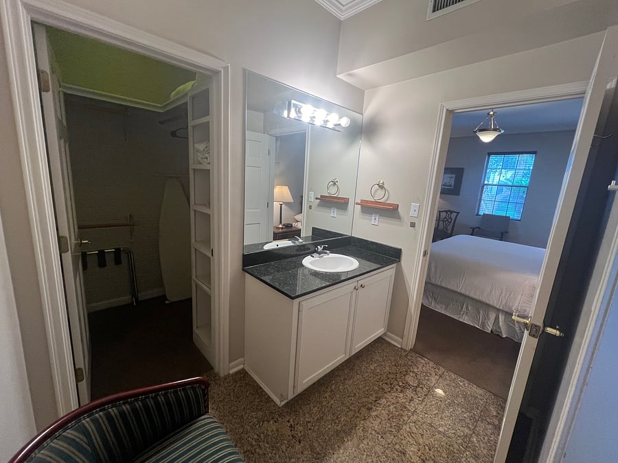 Furnished Finder property 1053455_1 photo 9