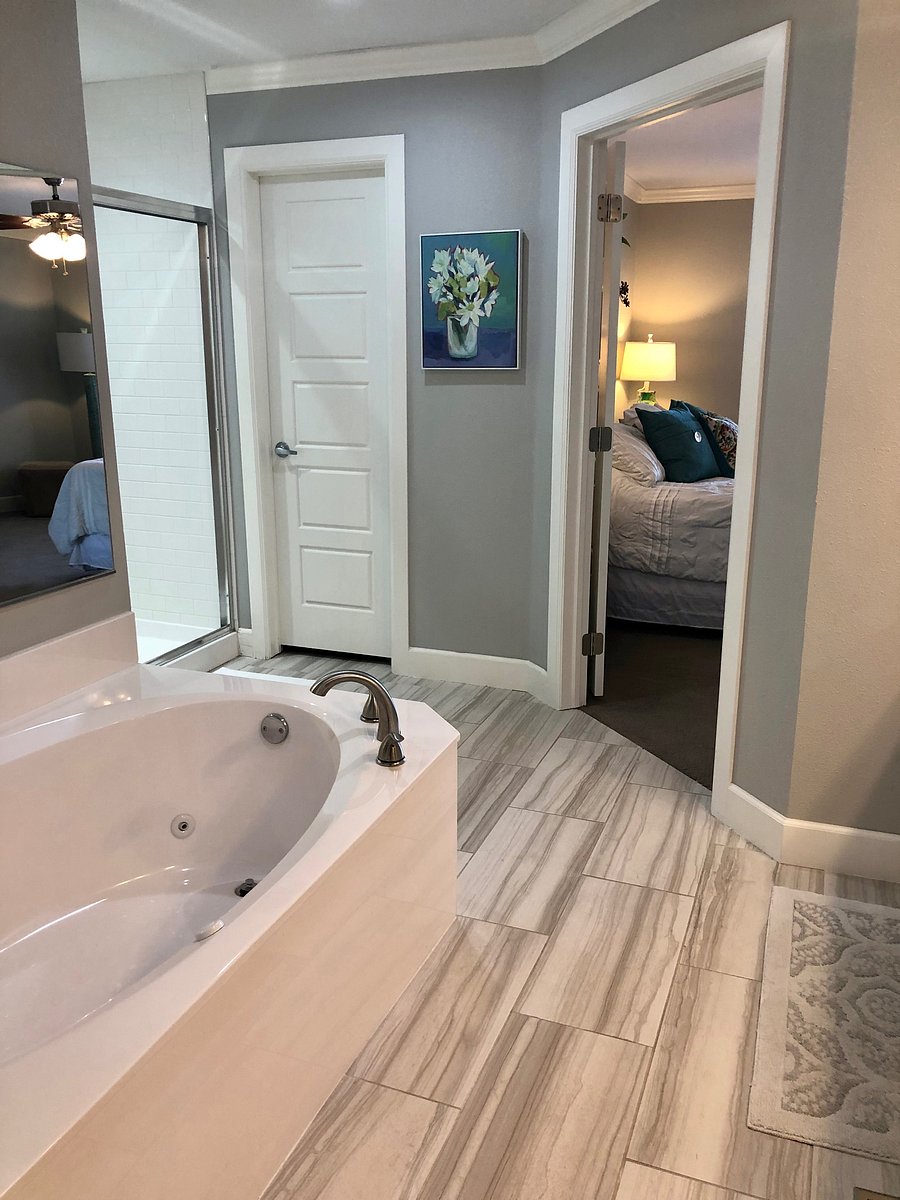 Furnished Finder property 1053457_1 photo 13