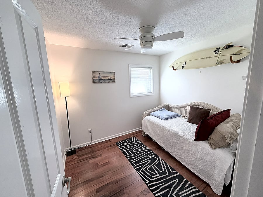 Furnished Finder property 1053467_1 photo 36