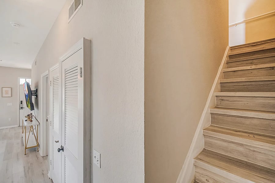 Furnished Finder property 1053473_1 photo 13